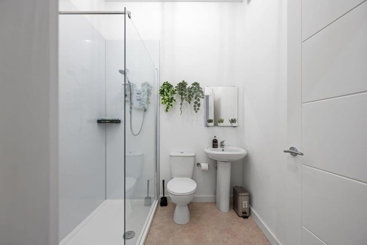 Apartment Modern 2 Bedroom In East Village *